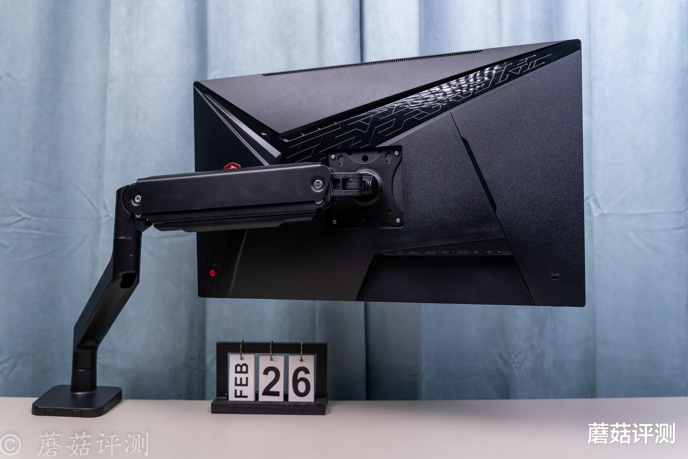 显示器|桌面更整洁，显示器调节更方便、Brateck北弧显示器支架E560 体验评测