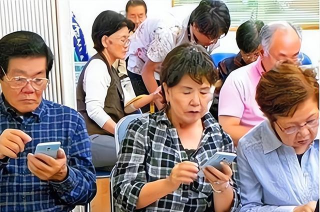 |“新三害”来袭，不仅影响年轻人，大批中老年人也沦陷了？