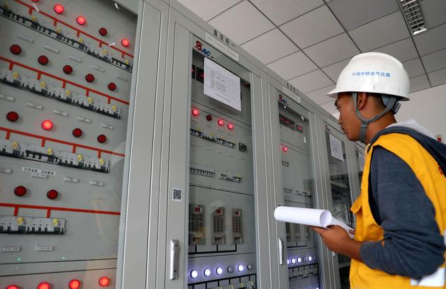 招聘|毕业想进铁路局,这4个对口专业是首选,招聘数量多、上岗概率大