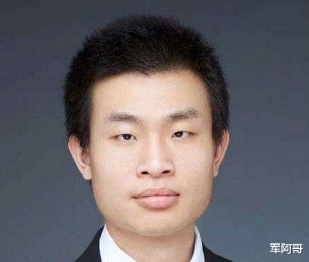 减脂 韦东奕教授终于变帅了，他最近换了一个新发型帅气又精神还特别减龄