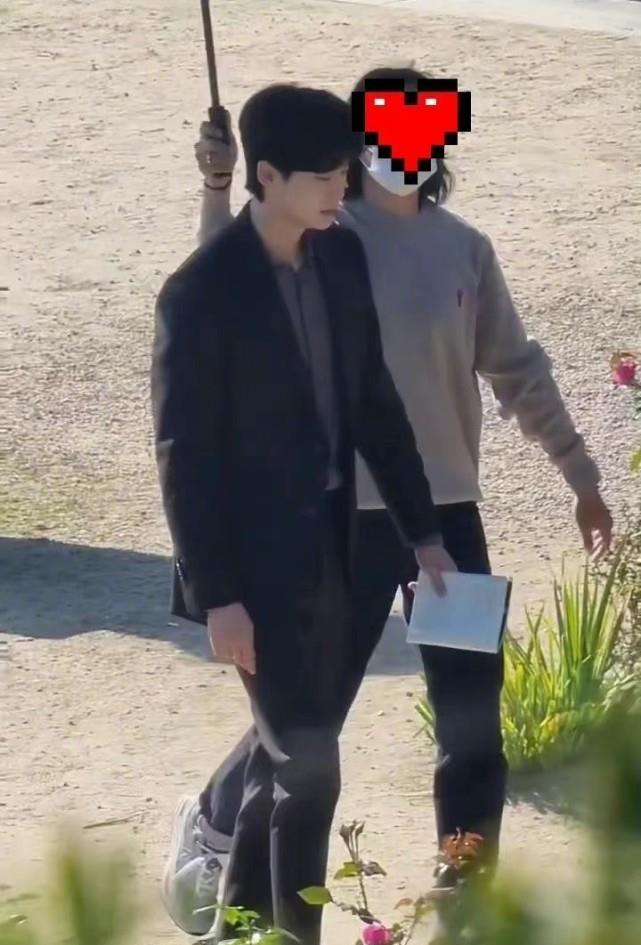 电视剧|李钟硕林允儿相识之路好甜，从练习生到电视剧男女主，期待新剧