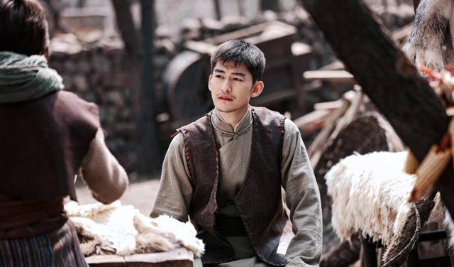 张翰|一把年纪，还演少年，张翰新剧再扑街，中年美小生过气了吗？