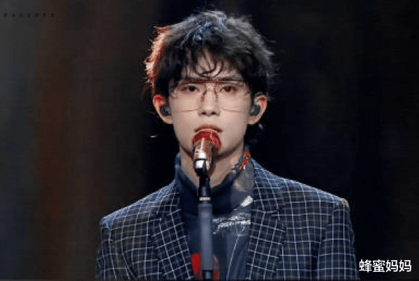 明星|“体制内明星”再添新人，陈晓考编上岸，宇宙的尽头果然是编制