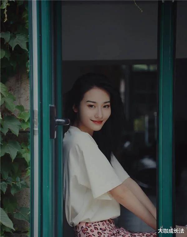 田曦薇|卿卿日常中的十位古装美女回现代，有人清纯唯美有人失去辨识度