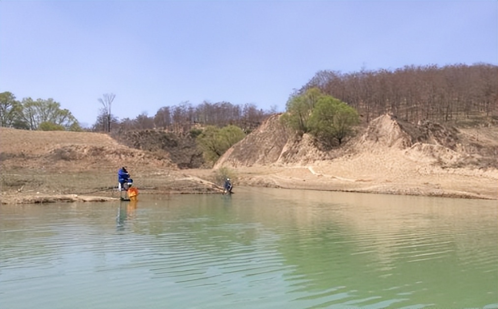 饵料|在秋季钓大鱼时,别犯这3个错误,它很有可能让你空手而归