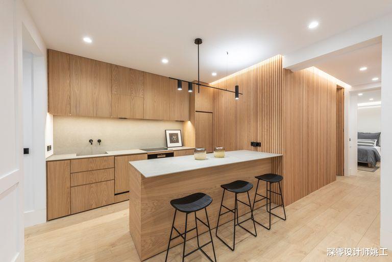 小夫妻买下89㎡两居室，现代简约+原木风，所有的细节都刚刚好