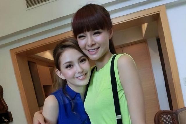 娄艺潇|除了薛之谦檀健次，龚俊戴景耀、乔欣韩东君，原来也都是朋友！