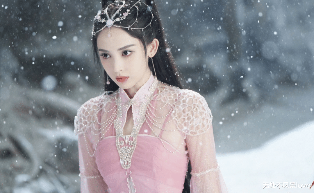 古力娜扎|娜扎出道11年,交了5位男友,4个是渣男,为何越渣越爱