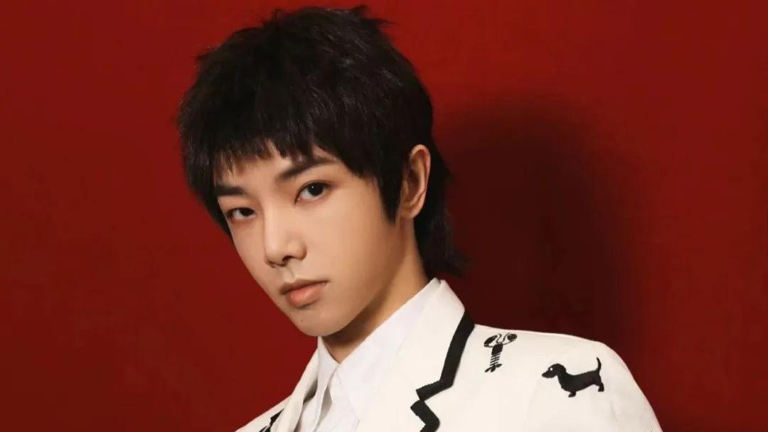 阿凡达2|男星也有虚荣心，戴假发、穿内增高、垫假屁股，花样一个比一个多