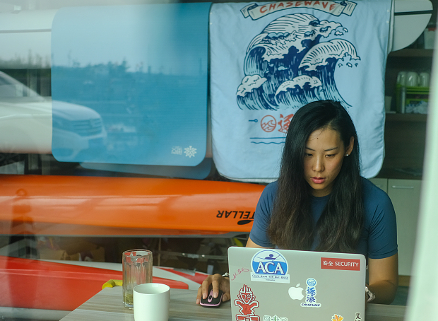 处女座|没挣多钱还搭上房租,不少打工族离开深圳,回老家是好选择吗