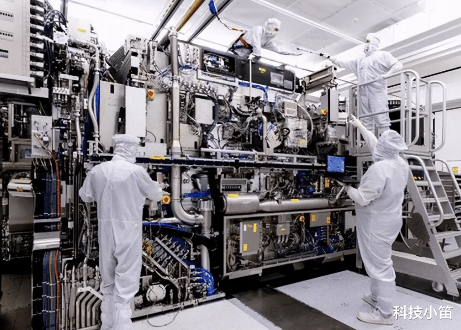 华为|发生了什么?华为俄罗斯官方商店陆续开始关闭!