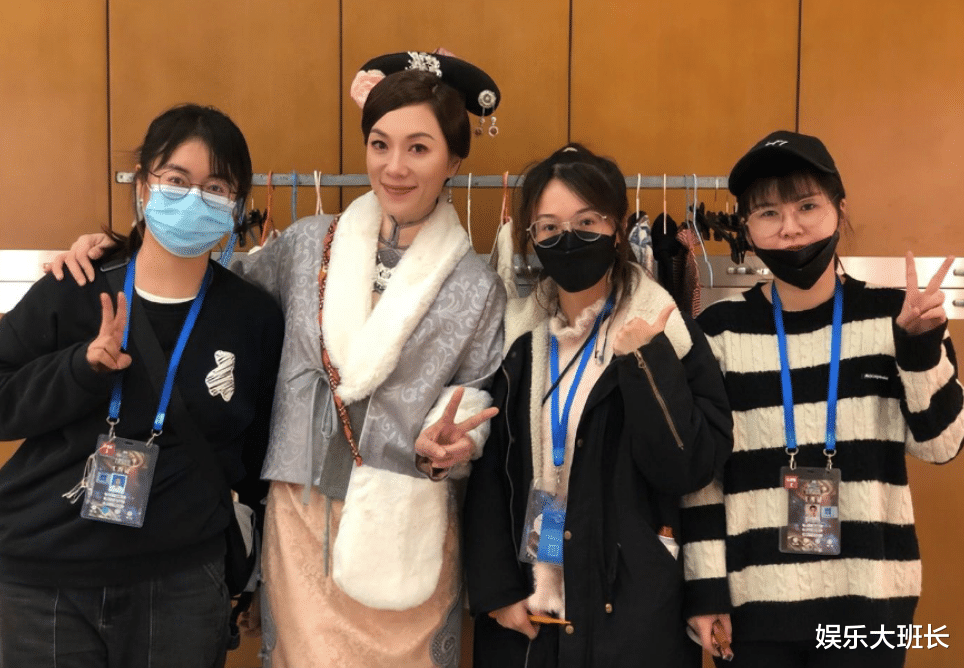 吴彤|搞情怀设置剧本,揭人伤疤,吴彤为什么这么招人“恨”?