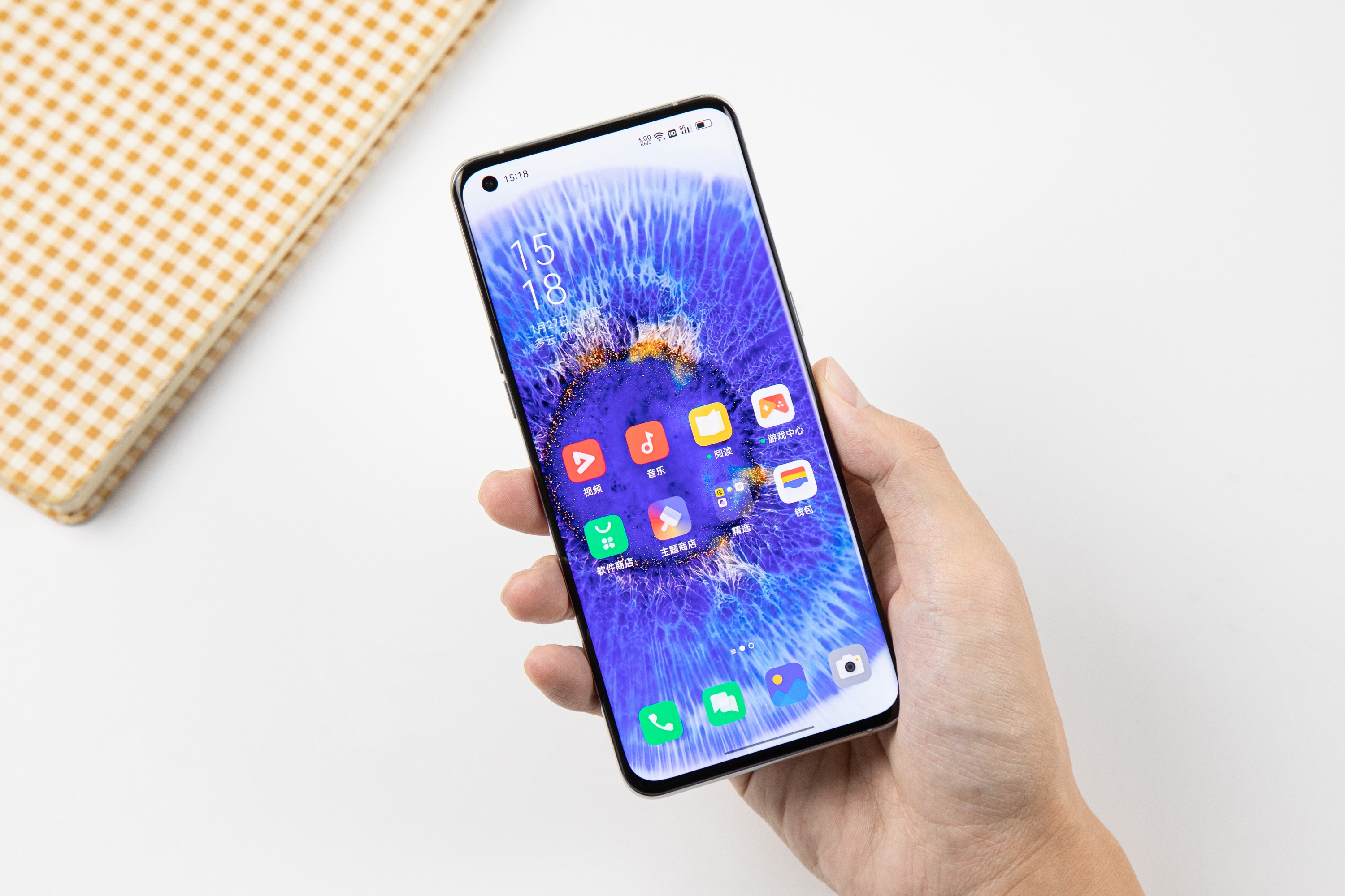 芯片|参数漂亮，还多一颗芯片！Find X5究竟值不值得买？