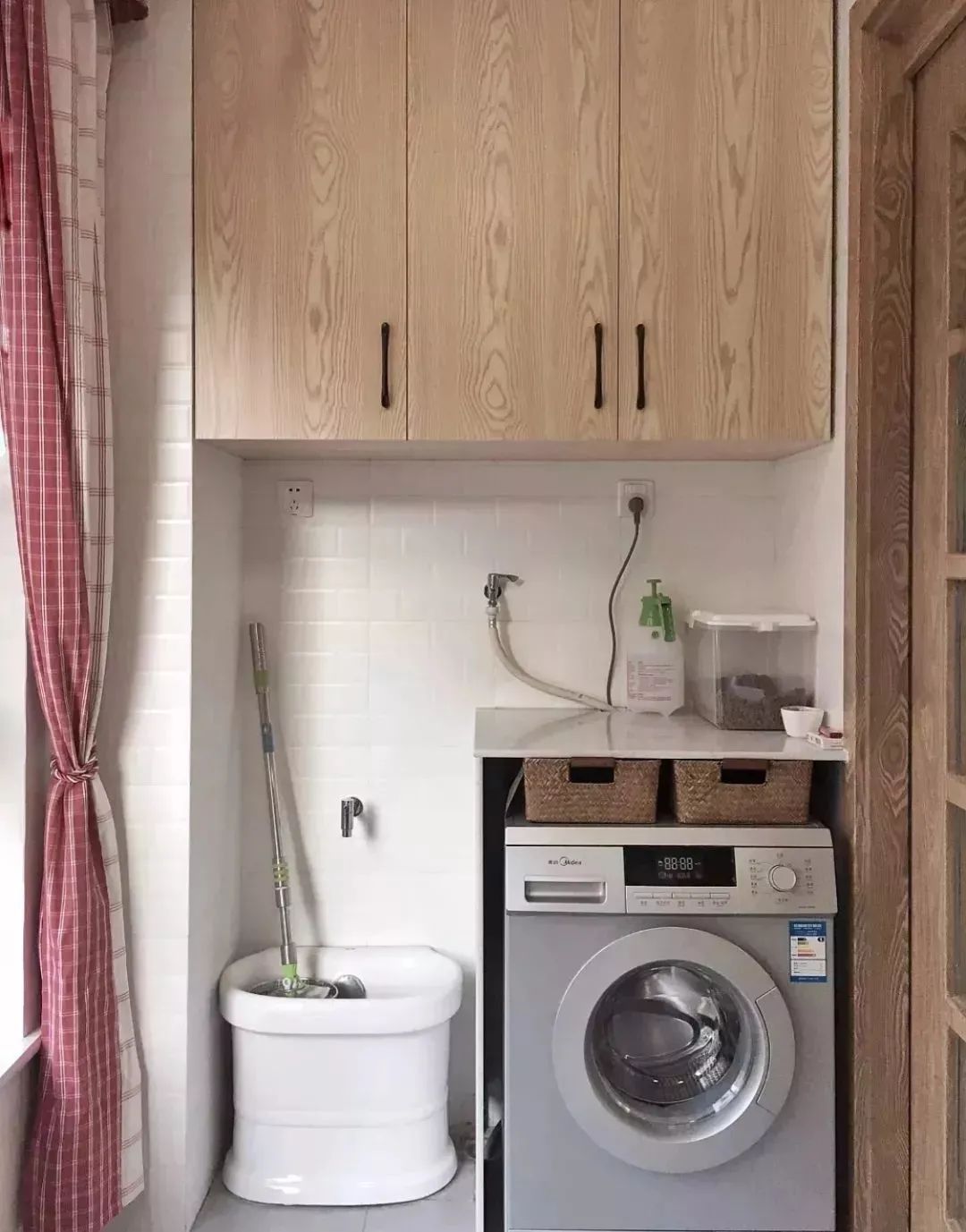 小阳台装洗手盆还是拖把池?听我给你们分析分析