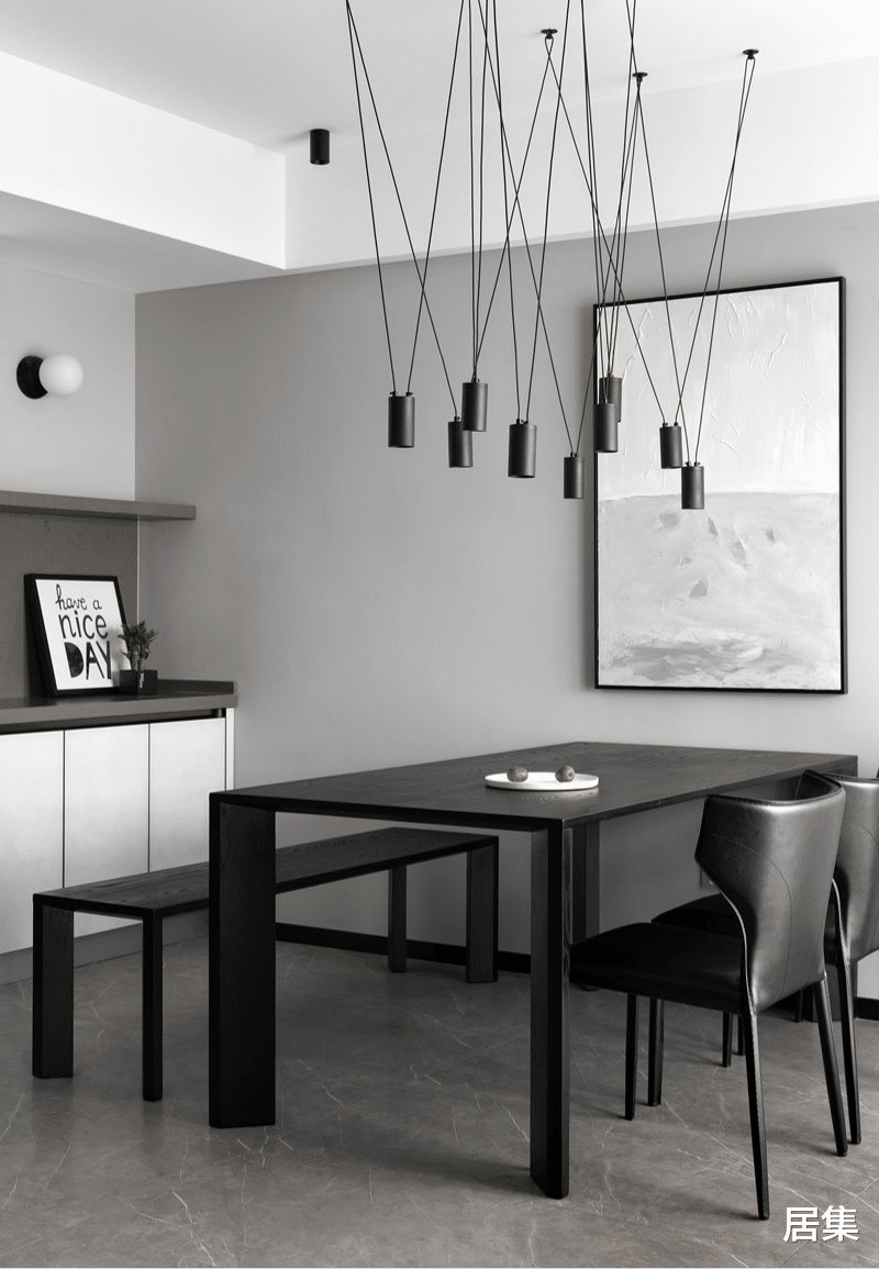 女主人多年积蓄购买的新房,每一处都追求完美,让自己享受每一天