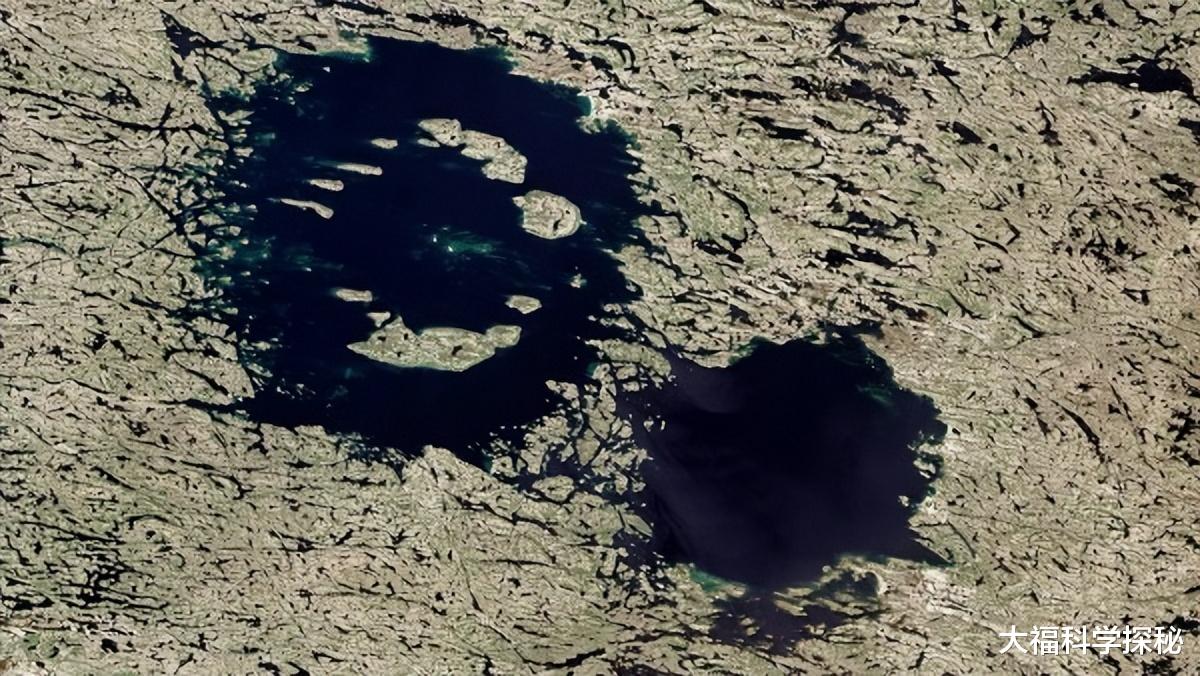列举10次地球上最强的小行星撞击事件,痕迹现在依然清晰可见