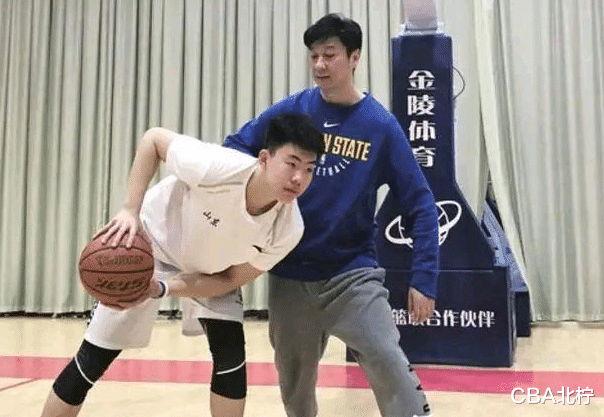 辽宁男篮|CBA三消息：辽宁小将冒出头角，西热谈弗格能力，山东需新鲜血液