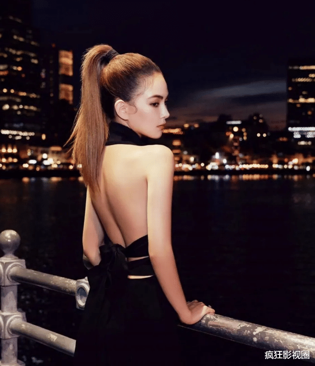 昆凌|周杰伦真有福气,昆凌怀孕数月身材纤细,7岁女儿长发飘飘