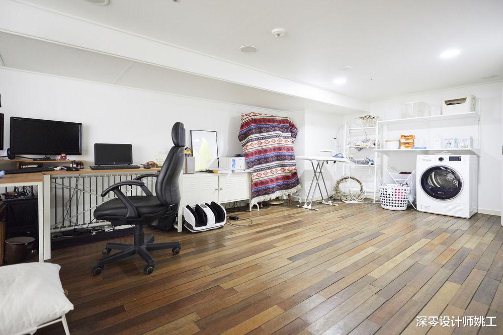 小夫妻100㎡loft,入户玄关一半划入厨房做储物间用,面积小大有作为