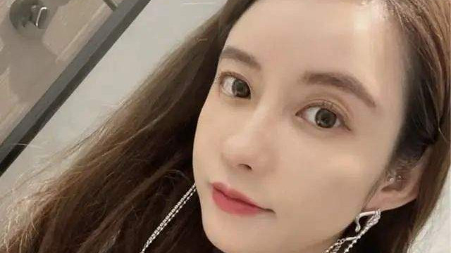 张大奕|张大奕与蒋凡一别两宽后，女方已准备嫁入豪门，男方事业不断受挫