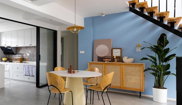 188顶复式，拆入户花园、封露台成就大格局，装好实际只花20万