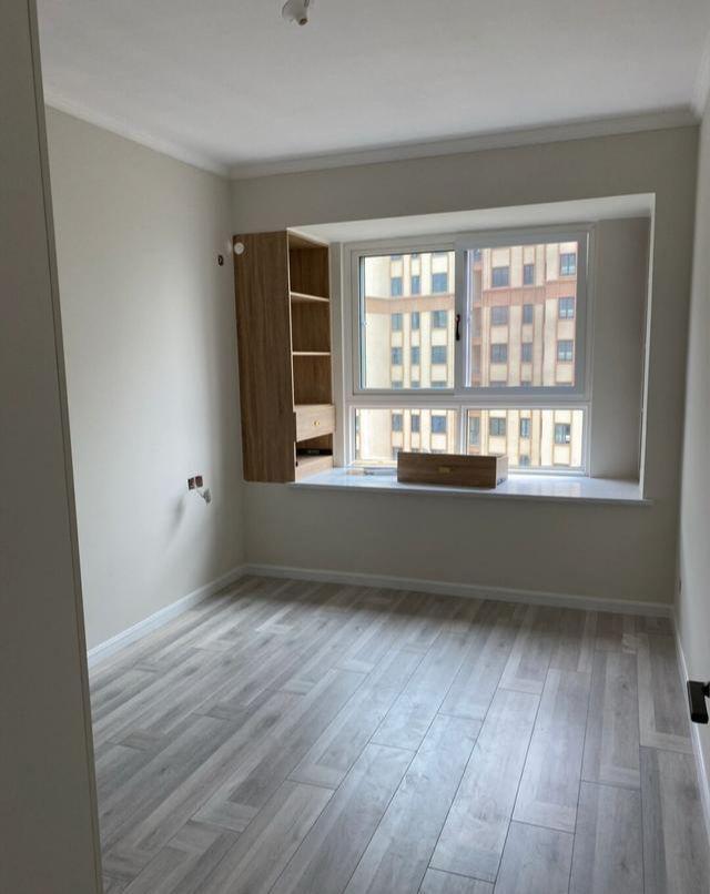 这是我见过最省钱的装修了,还没家具花了6W,效果非常极简