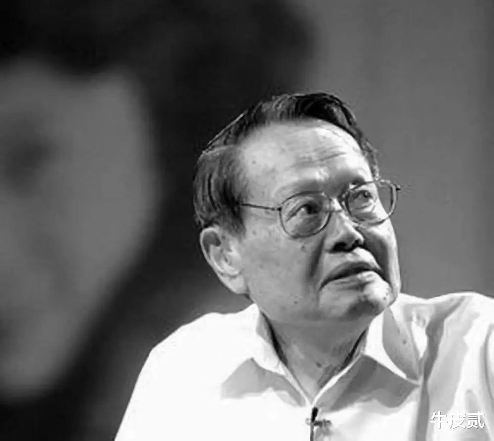 杨振宁|杨振宁:过完了百岁生日就住进医院,挂念相爱的妻子以后的幸福