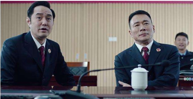 刘璇|《人世间》11位演员高度撞脸《巡回检察组》，其中2人是姑侄