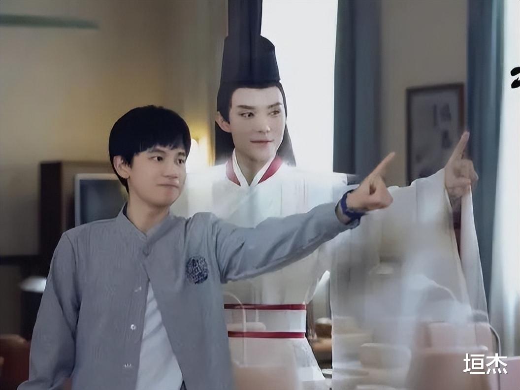 胡兵|12位身高将近190的男星,头小肩宽比例好,合照从不怕比较