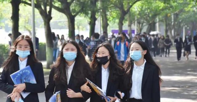 复旦大学|复旦大学学生失业，求助校方出面帮忙找工作，是无能还是矫情？