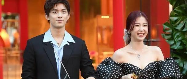 万茜|明星避嫌有多尴尬?处境进退两难,眼睛无处安放,安全距离很重要