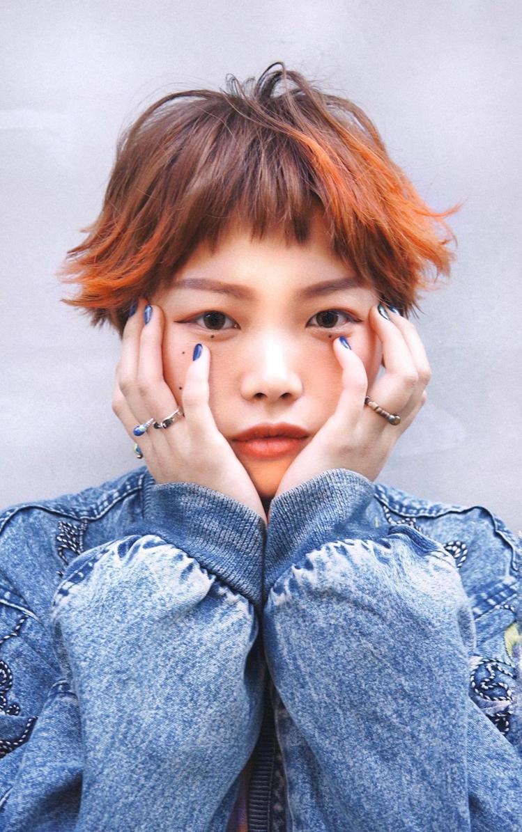 金·卡戴珊|侃爷选总统金卡戴珊首发声，海后湄拉火红造型旺夫装搭，随时登基。