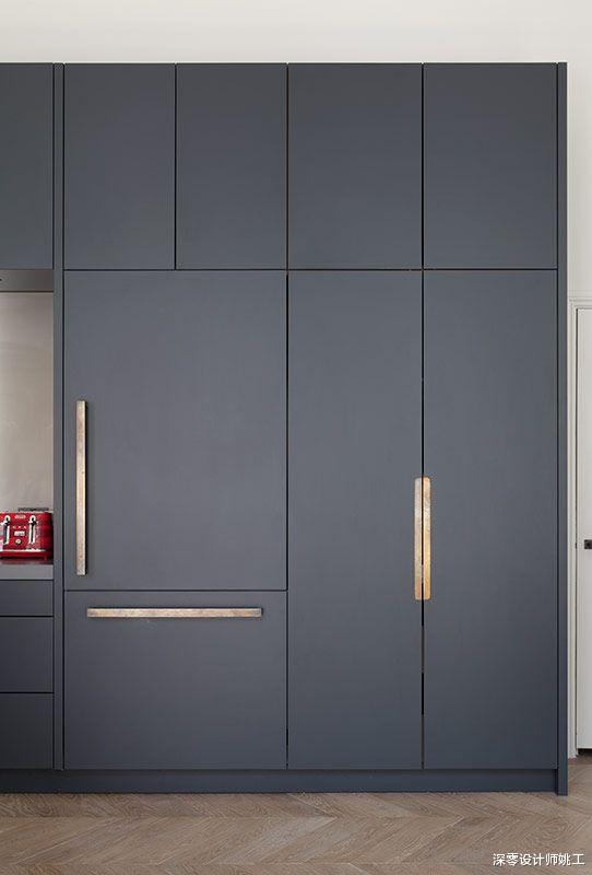 针对冰箱和旁边柜子宽厚不一,试用这3种办法解决,收纳能力真的强