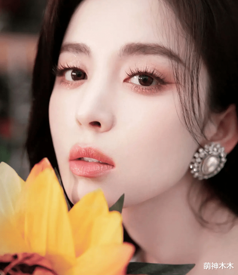 赵丽颖|换妆如换脸！赵丽颖佩戴过万奢华珠宝，却不如她的新妆吸睛