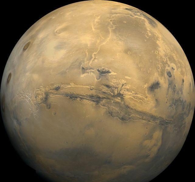 几处异常被发现,研究者推测:太阳系曾发生过宇宙战争
