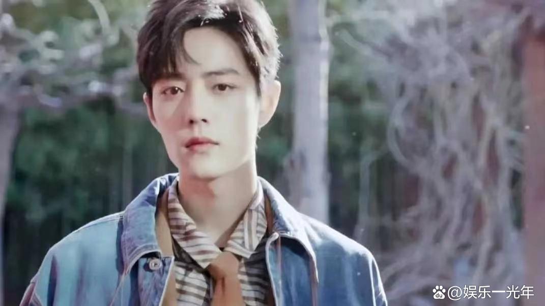 肖战|太暖心！依偎在肖战的怀里，被他深深地宠爱，粉丝们瞬间羡慕了！！