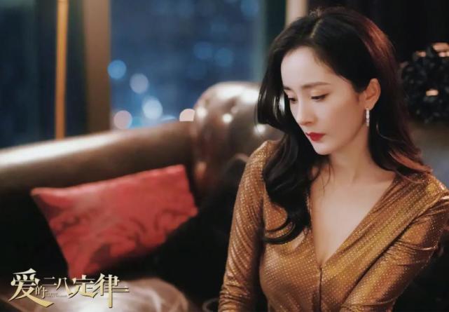 杨幂|杨幂比许凯大9岁，演情侣被嘲像母子？我们对女演员是有多苛刻！