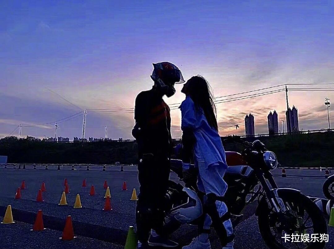 吴昕 吴昕杜海涛瘦身成功，何炅谢娜活跃在各大综艺，只有他没了消息