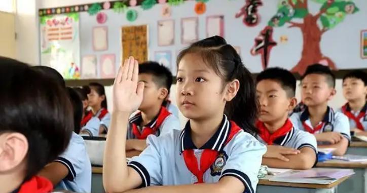 深圳市|“硕士家政”在深圳兴起，月薪2万+，揭开有钱家庭的新型教育内卷