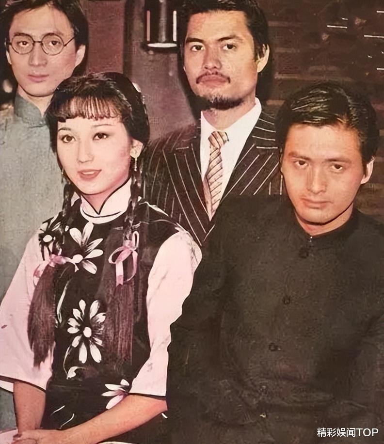 诗妮娜|吕良伟:2任前妻都是尤物,45岁三婚娶富婆,如今风采不减当年