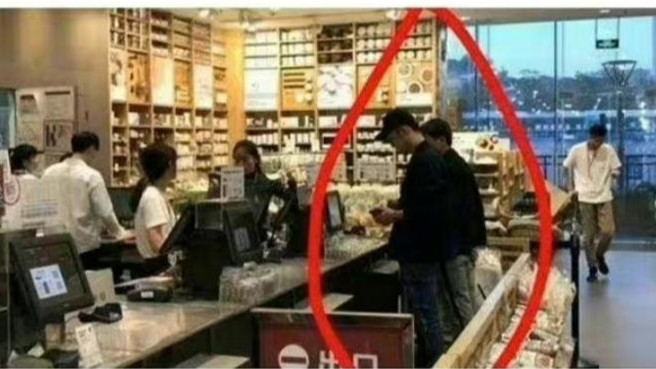 黄景瑜|曝黄景瑜婚内出轨小4岁女星！她穿睡衣“在正宫家自拍”