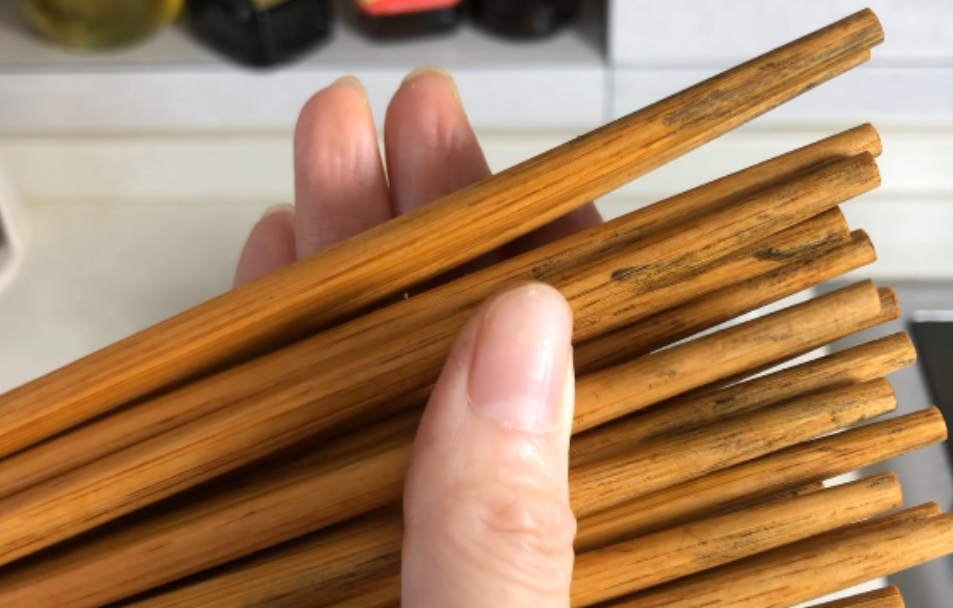 过年大扫除,别忘“断舍离”!厨房这“4样”趁早扔,别舍不得