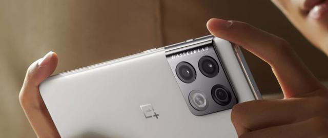 一加科技|一加10Pro胖达白配色怎么样？漫反射纹理贴近陶瓷质感