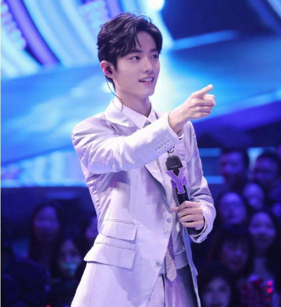 肖战|遭受公众指责,从当红顶流变成全网黑,肖战到底做错了啥?