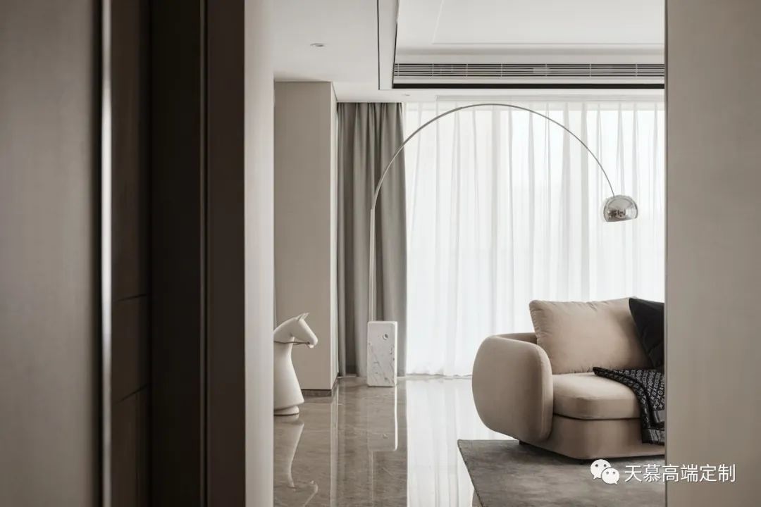 188㎡轻奢改造,打造最具艺术感的居酒屋