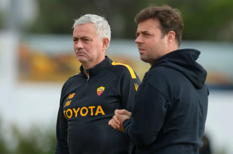 平托带领罗马代表团,前往欧足联汇报工作,并希望欧足联放宽监督