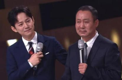 马丽|金鹰奖结束后，马丽被说不如萨日娜，雷佳音的黑脸惹人吐槽