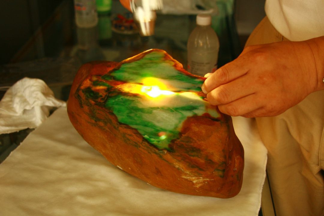 翡翠|翡翠上的这些“小秘密”，你知道多少