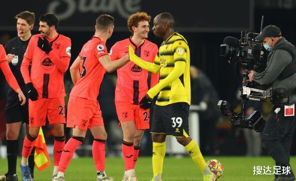 英超|3-0！英超奇迹诞生：从倒数第1到逃离降级区，他们只用了7天时间