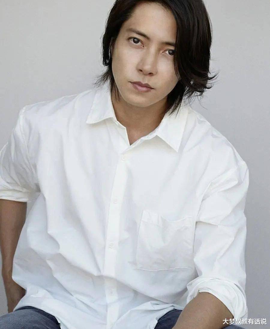 山下智久|山下智久“瘦到双颊凹陷”近况曝光!网友看傻:好可怕